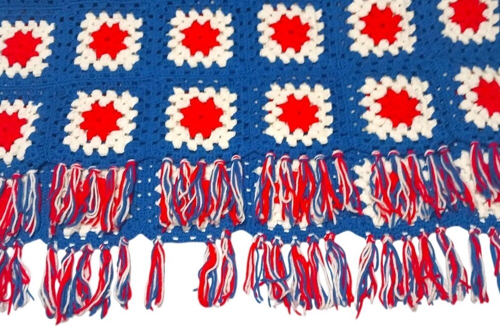 Vintage Hand Crochet GRANNY SQUARE Afghan Throw Blanket PATRIOTIC Red White Blue - Picture 5 of 5